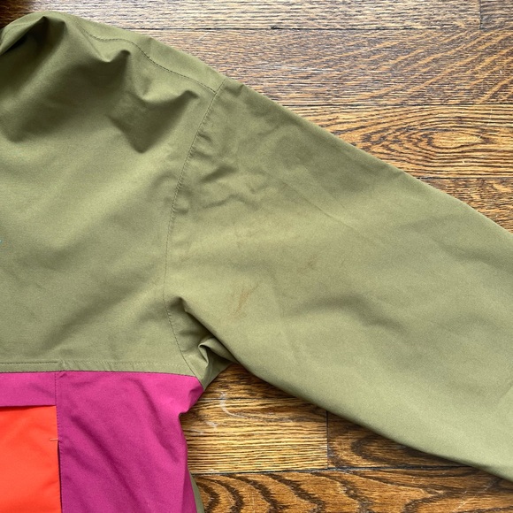 Cotopaxi Women’s Cielo Rain Anorak Jacket in Oak - Picture 4 of 12